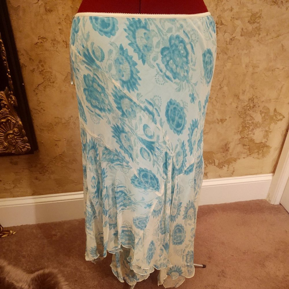 Mint Green Plus Size Floral Maxi Skirt with Ruffled Hem and Elastic Waist